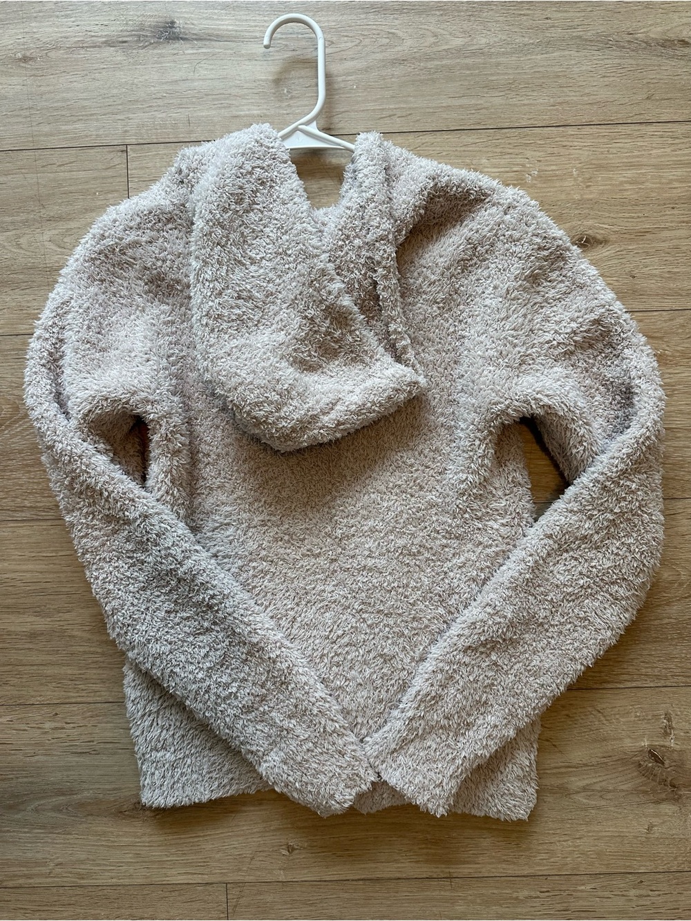 Barefoot Dreams Plush Sherpa Hoodie in Light Taupe - Picture 4 of 8